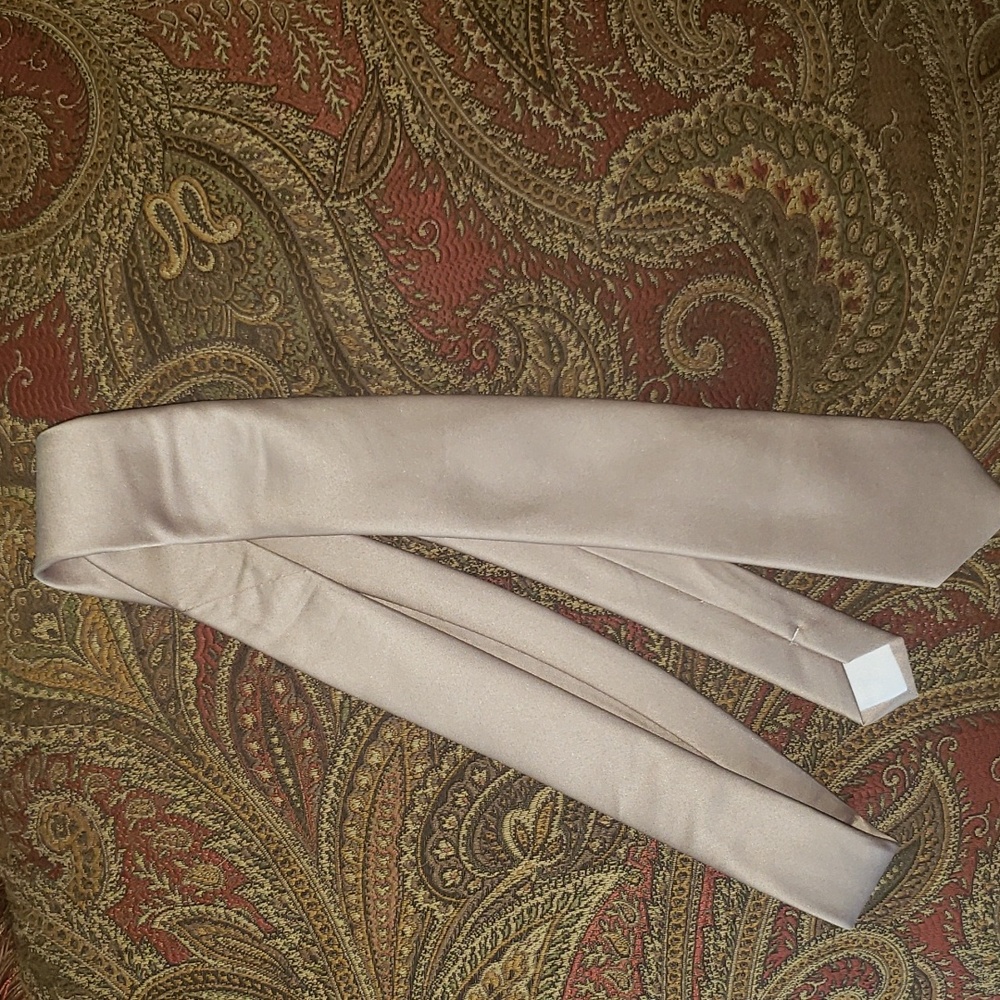 AZAZIE SAtin Tie